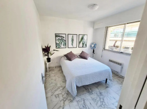 GregBnb-com - T2 Pleine Ville - CLIMATISE - BALCON - 2