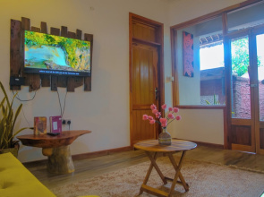Apao Village & Resort Lodge
