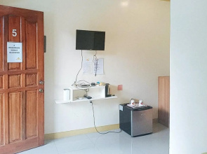 RedDoorz at Kojie Guest House Moalboal