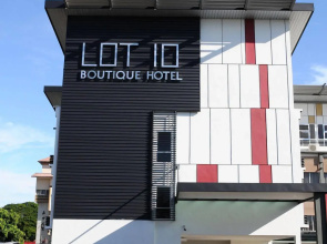 Lot 10 Boutique Hotel