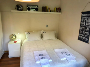 Annex bedroom-Oporto Garden