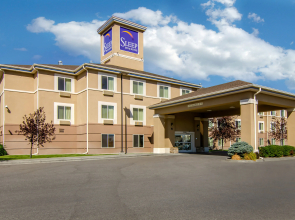 Sleep Inn & Suites
