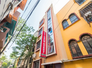 OYO Flagship 10079 Rainbow Guest House