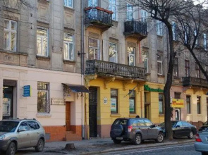 Apartment on Stepana Bandery 37