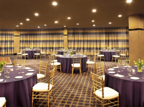 Sheraton Lincoln Harbor Hotel