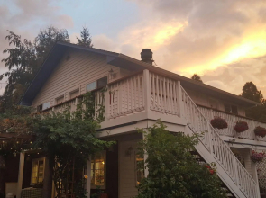 RubyJune Inn