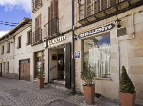 Apartamentos Turísticos Lladito