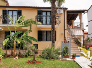 Stunning Apartment in Umag With 2 Bedrooms