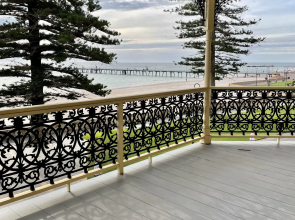 Seafield Tower Glenelg Apartment no 4