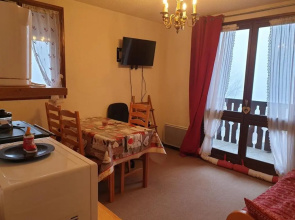 Appartement Le Biot, 2 pièces, 6 personnes - FR-1-573-61