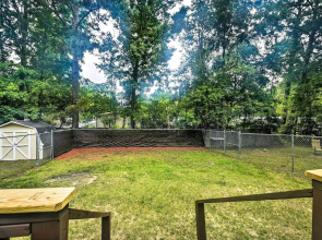 Charming Supply Home < 2 Mi to Holden Beach!