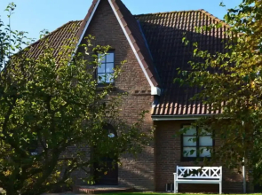 Holiday Home Gray Seal