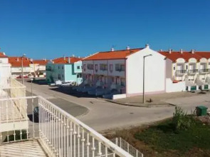 Baleal Holidays - Surf Apartment Pool with Tennis Court