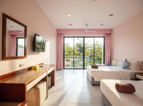 Xanadu Beach Resort