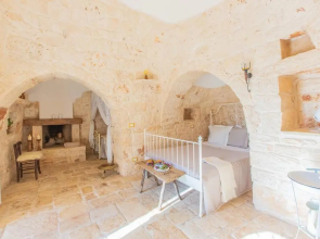 Trullo con piscina baby