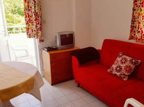 Tolan Apartments