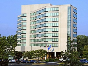 Wyndham College Park North / Washington DC Area
