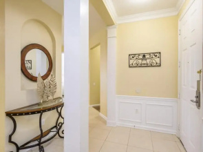 Luxury Next To Convention Center! 3 Bedroom Condo