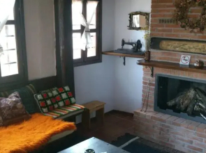 Apalni Traditional Guesthouse