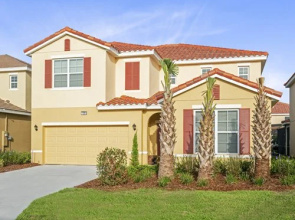 Solterra by Tropical Escape Resort Homes - 5 Nights, Davenport, USA