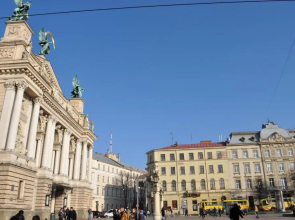 Mini Apartment near Opera Theater