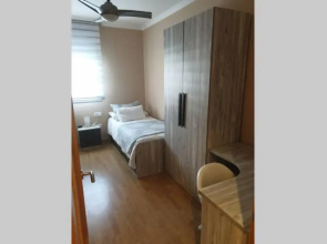 Apartamento para 5 personas frente al mar con piscina y parking