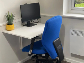 Modern 1 Bed ground floor apartment