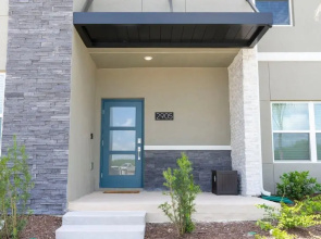 Luxurious Family-Friendly 5 Bd w/ Screened Pool & Close to Disney 2905