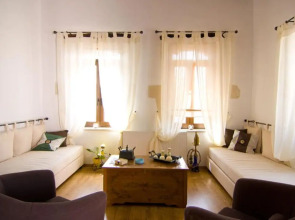 Eleni's Stately Home, picturesque location, By ThinkVilla