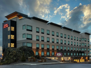 Hampton Inn & Suites Southport