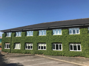 Days Hotel Chester North