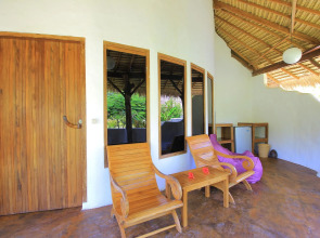 Adeng-Adeng Bungalows