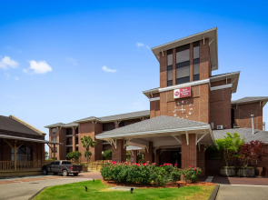 Best Western Plus Coastline Inn