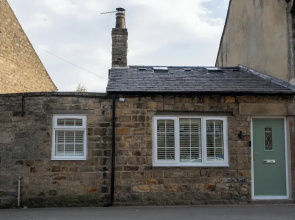 High Spec 1-bed Cottage in Staindrop, Darlington