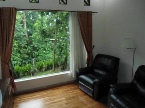 Joglo Rejodani Guest House