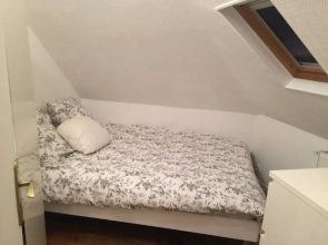 1 Bedroom Apartment With Amazing Views in Paris