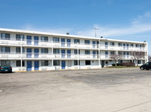 Motel 6 Chicago Southwest - Aurora