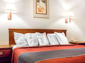 Rodeway Inn Winslow I-40