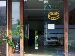 Royal Business Hotel