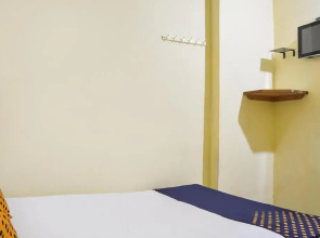 Tulsi Guest House by OYO Rooms