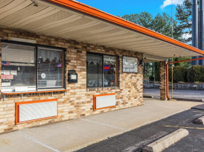 Budget Host Inn by Hotel O Portland near I-65