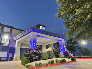 Best Western Roanoke Inn & Suites