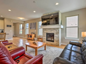 3 Mi to Granby Ranch: Home w/ Hot Tub & Mtn Views!