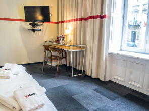 Home ApartHotel
