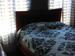 Modern vacational home close to Costco and Walmart