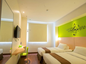 Front One Hotel Jayapura