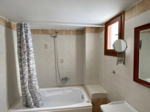 Amazones Village Suites