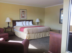 Travelodge by Wyndham Stratton