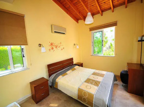 Z & X Holiday Villas - Pomos Area