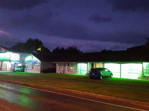 Kowhai & Colonial Motel